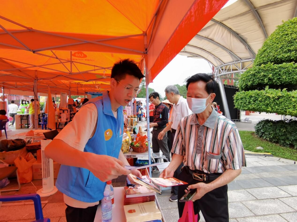 5月3日加強網絡普法  共筑網絡安全——市政數(shù)局開展網絡普法主題宣傳活動_3