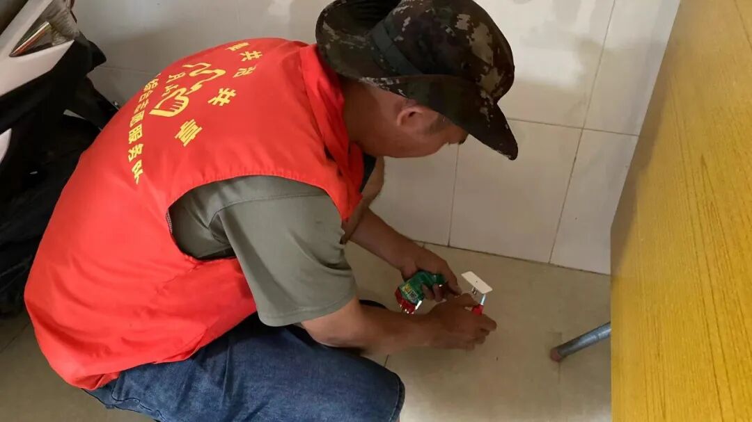 月山鎮統一開展滅蚊行動